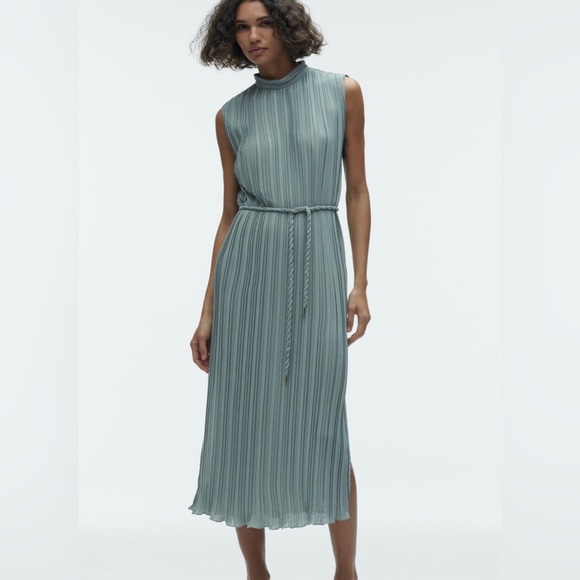 Zara pleated dress - Picture 4 of 6